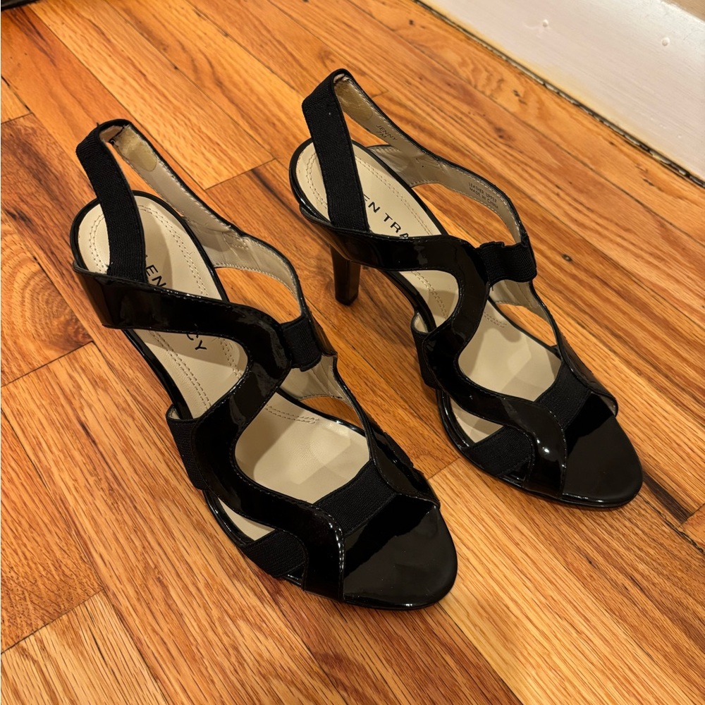 Ellen Tracy Black Patent Leather Stiletto Heels - Picture 2 of 7